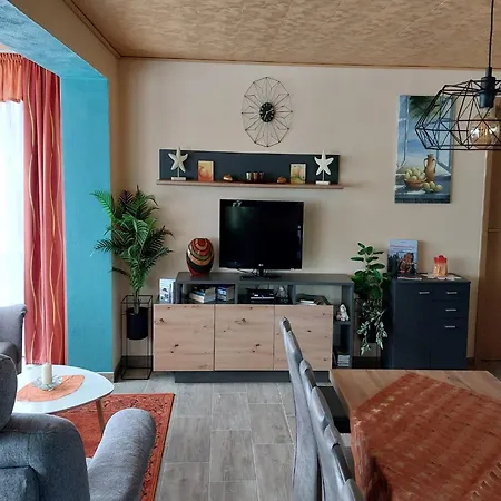 Verspielter Saechsischer Rueckzugsort, Cleaning Included Apartment