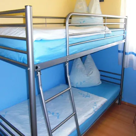 Apartment Verspielter Saechsischer Rueckzugsort, Cleaning Included *